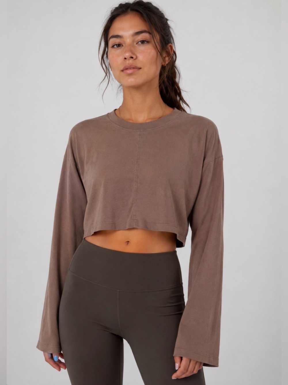Lululemon • Bell Sleeves • 6 • Crop
